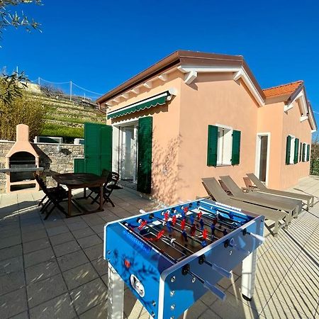 Villetta Sole Mare Santo Stefano al Mare Exteriér fotografie