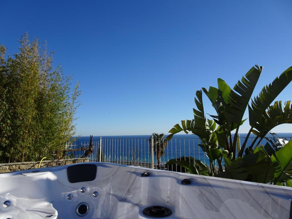 Villetta Sole Mare Santo Stefano al Mare Exteriér fotografie
