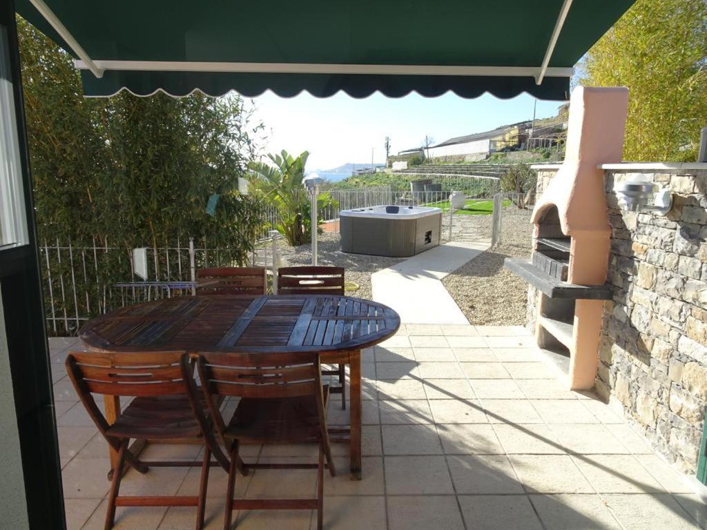Villetta Sole Mare Santo Stefano al Mare Exteriér fotografie