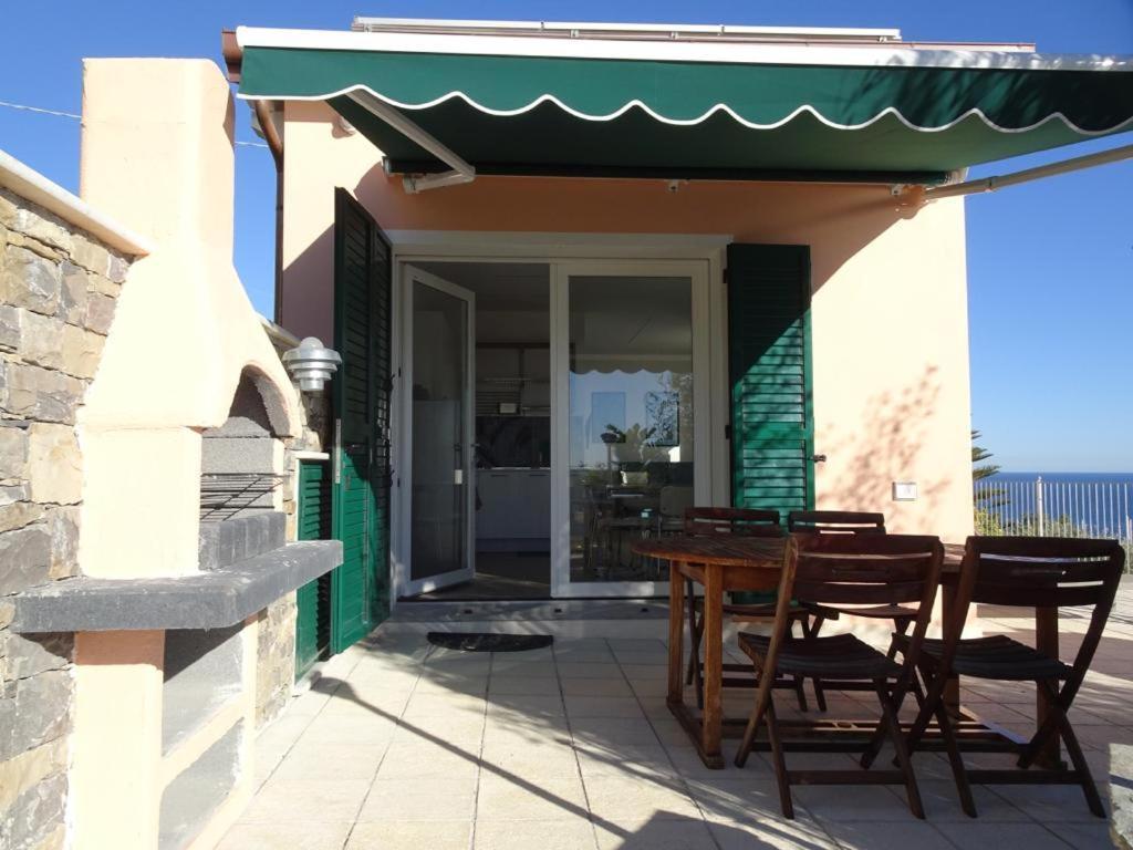 Villetta Sole Mare Santo Stefano al Mare Exteriér fotografie
